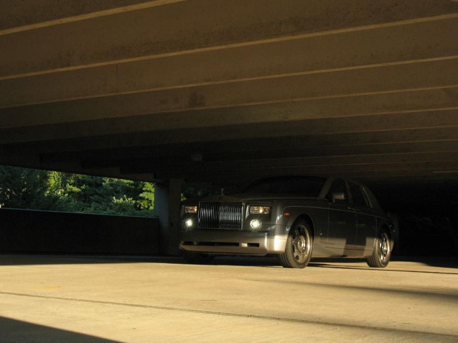  Rolls-Royce Phantom 2007 года  (фото 66 из 102)